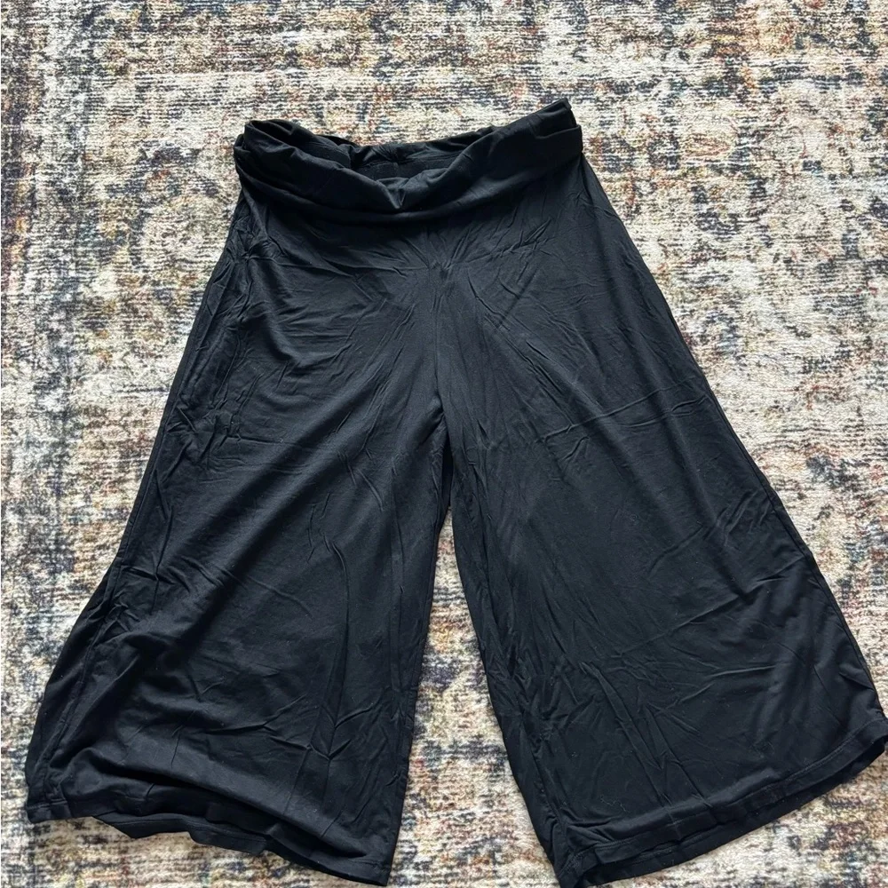 Inherit clothing co gauchos - Picture 1 of 3